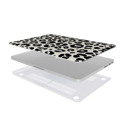Leopard in Black MacBook Case